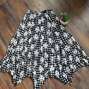 Chico's handkerchief hem skirt size 0